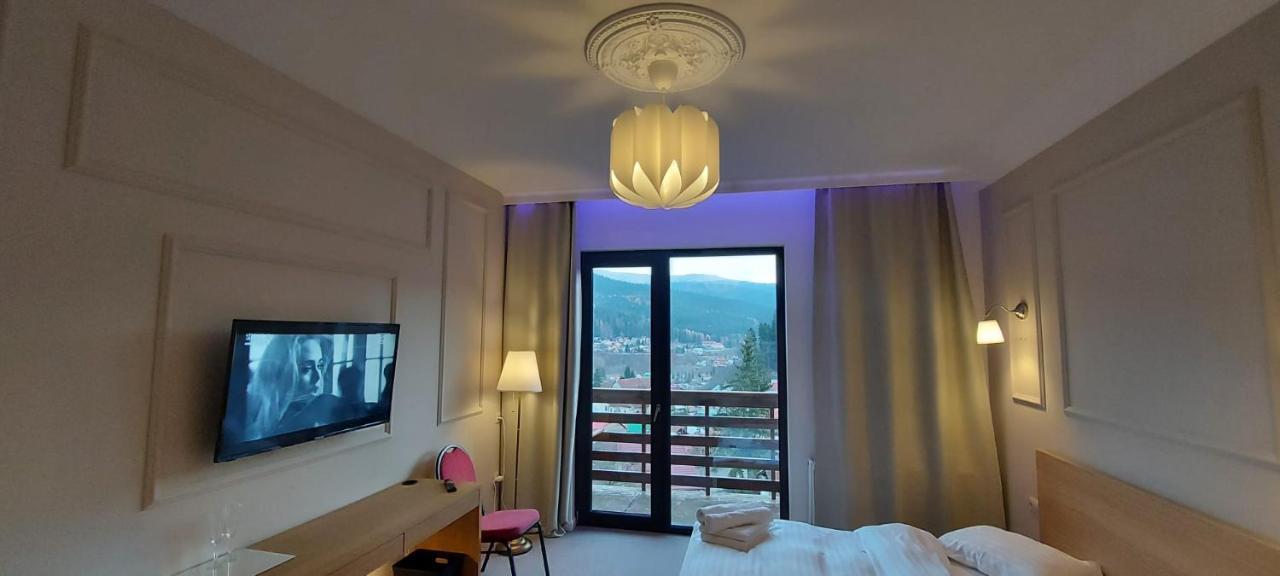 Vila Panoramic Busteni Luaran gambar