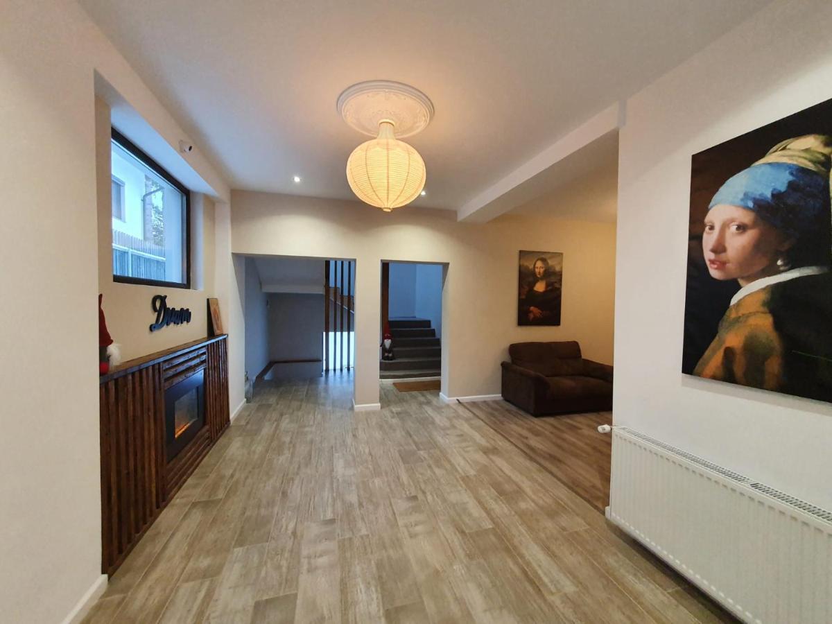 Vila Panoramic Busteni Luaran gambar
